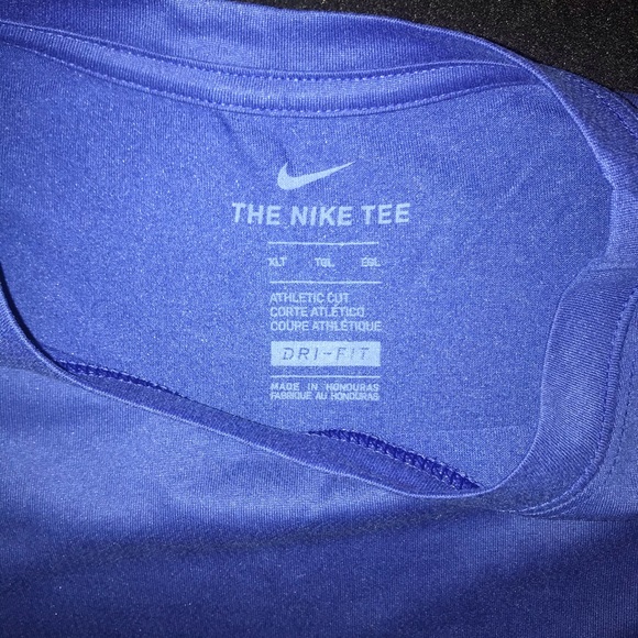 Nike NWOT Size:XLT L/S Dri-fit Polyester Columbia Blue Athletic Cut - Picture 3 of 10